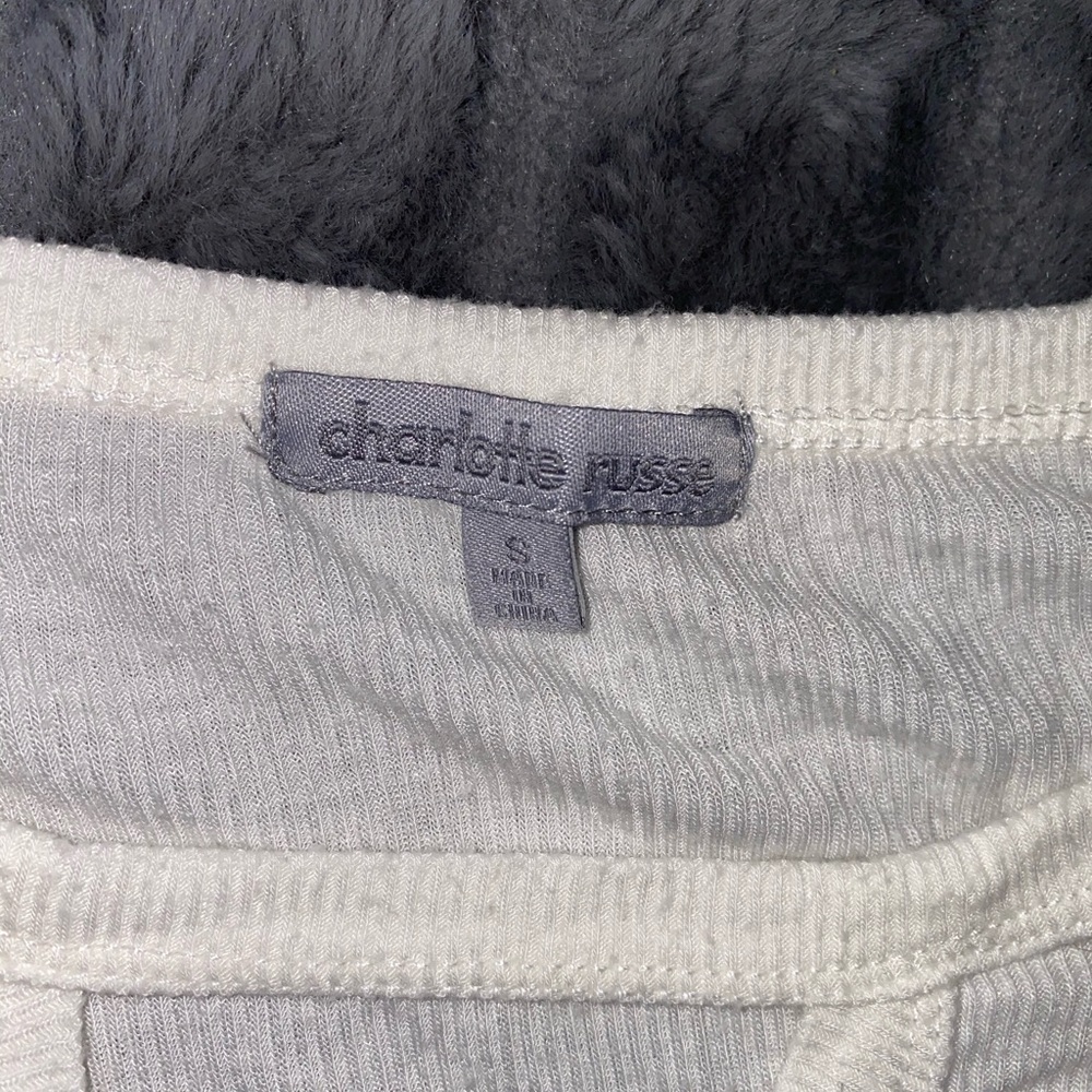 Cropped top - Picture 2 of 2